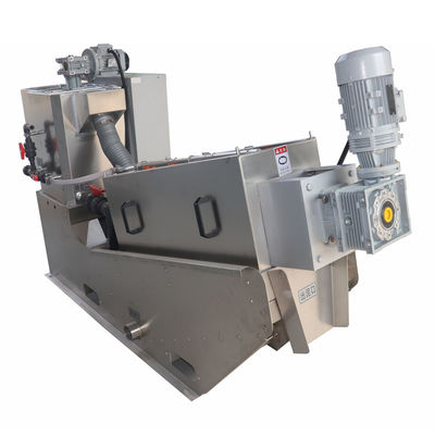 La macchina di disidratazione dei fanghi del torchio a vite del concime del pollo e del maiale ha integrato