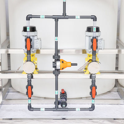 Mescolanza di dissoluzione di dosaggio automatica piena della macchina 4500L/H integrata