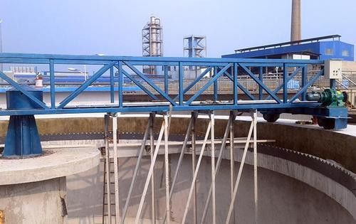 Ricambiando ruspa spianatrice inferiore utilizzata per lo stagno quadrato dell'acqua di scarico