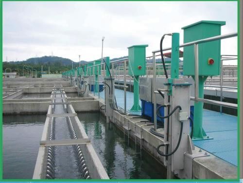 Ricambiando ruspa spianatrice inferiore utilizzata per lo stagno quadrato dell'acqua di scarico