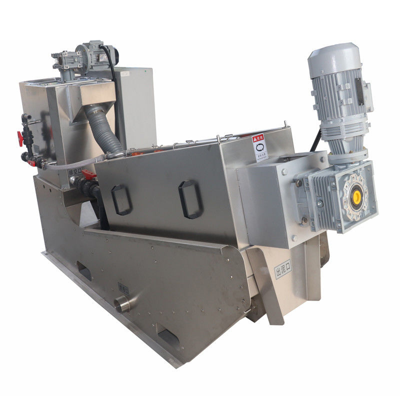 La macchina di disidratazione dei fanghi del torchio a vite del concime del pollo e del maiale ha integrato