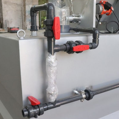 5t/H Sistema di dosaggio completamente automatico in acciaio inossidabile Acido clorico Alcalino Allume PAM