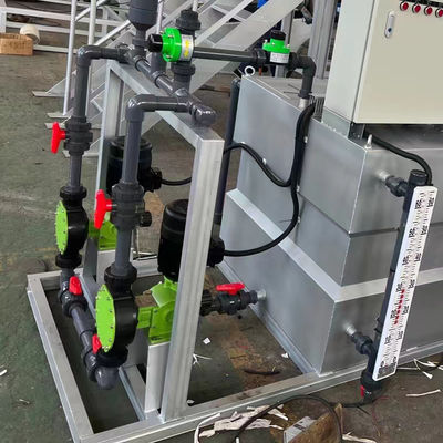 Personalizzazione	Dispositivo di dosaggio chimico automatico 6000L/H spolverizzare dosaggio della macchina