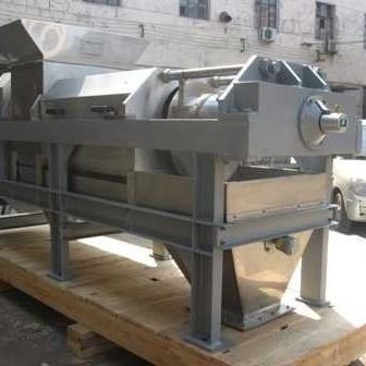 macchina della stampa del fango di 300mm, macchina d'asciugamento del torchio a vite 4.0m3/h