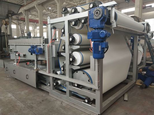 disidratazione dei fanghi della stampa della cinghia 20kg/h, filtropressa della cinghia di 1000mm per trattamento delle acque reflue