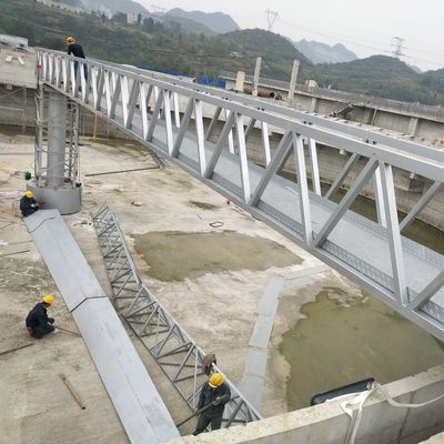 Mezzo sistema dell'apparecchio per lo spurgo delle caldaie del ponte con i chiarificatori secondari